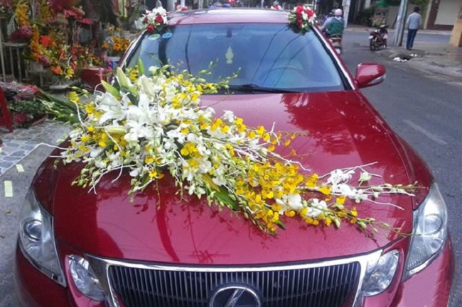 Trang trí xe hoa đưa đón dâu